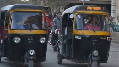 سائق «توك توك»: أغلب السائقين لا يحبون ترخيصه لقلة دخله