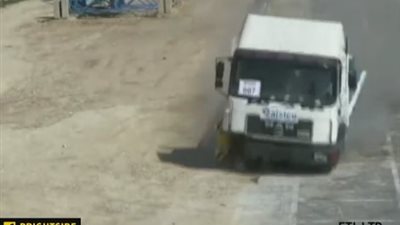 بالفيديو.. أحدث حواجز الطرق للسيطرة على الحوادث