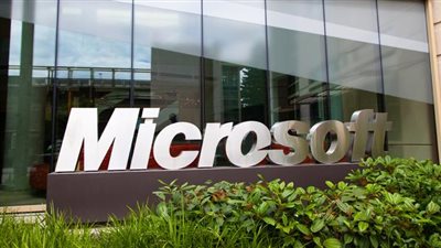 «مايكروسوفت» تحدث تطبيقها «Outlook»
