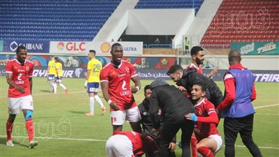 وليد سليمان يتقدم بالهدف الأول للأهلي في مرمى الإسماعيلي