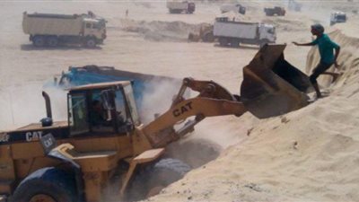 حفر 18 حوض سمك بطول الحدود مع غزة لمكافحة الأنفاق