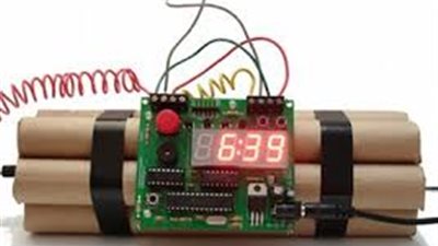 انفجار عبوة ناسفة برتل عسكري برفح