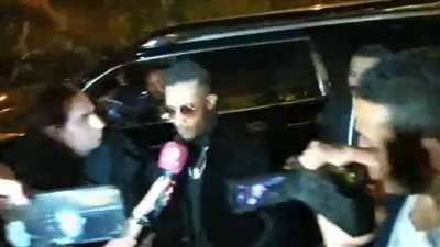 لحظة حضور محمد رمضان حفل نايل دراما بسيارة فارهة | فيديو