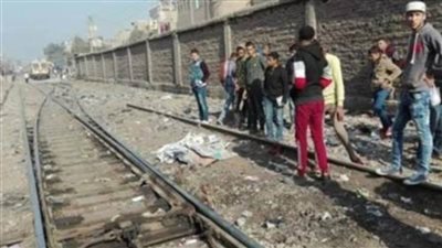 مصرع 6 أشخاص وإصابة 5 آخرين في تصادم قطار بسيارة بميت غمر
