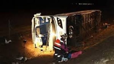 إصابة 25 شخصا في انقلاب أتوبيس سياحي بطابا