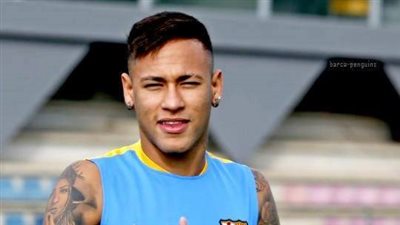 بالصور.. نيمار يعود للتدريبات بعد تعافيه من الإصابة