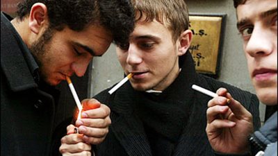 50 ألفًا ارتفاعًا فى معدلات التدخين بين المراهقين خلال عام