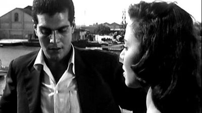 ماجدة تنفى مشهد قبلة شاطئ الأسرار