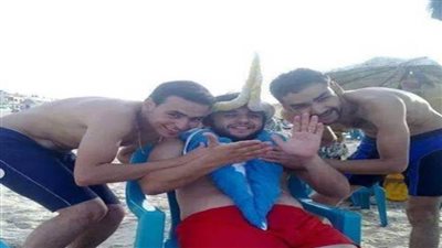 مصطفى خاطر يتذكر أيام 