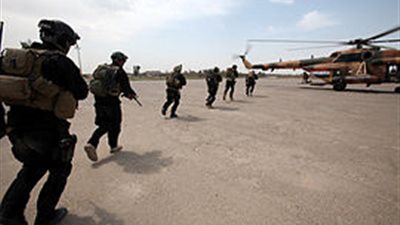 قوة عراقية خاصة تصل إلى ضفة نهر دجلة في الموصل