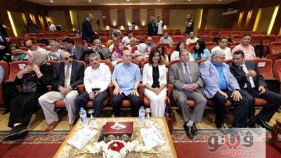 وزيرة الهجرة من اقتصادية قناة السويس: قادرون على التنمية