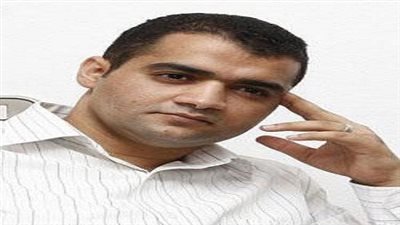 محمد الجارحى: إيواء مصر لقذاف الدم 