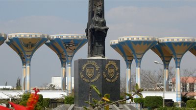 جامعة قناة السويس تناقش آخر المستجدات في اختبارات القدرات