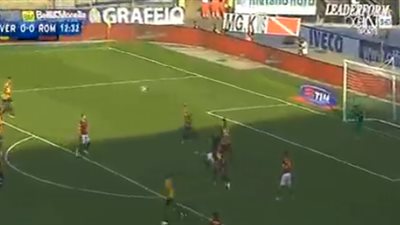 بالفيديو.. محمد صلاح يهدد مرمى فيرونا بتسديدة قوية