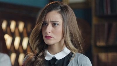 أمينة خليل تعيش حالة نفسية سيئة: «شعور عالي بالتقل»