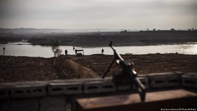 معركة الأنفاس الأخيرة.. مقاتلو «داعش» يلقون بأنفسهم في نهر دجلة