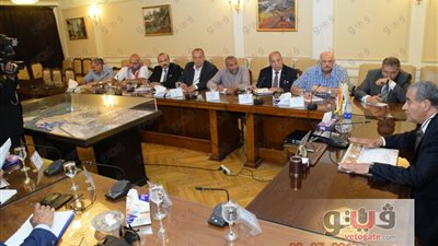 اتفاق بين وزير التموين والغرف التجارية على زيادة تكلفة صناعة الخبز