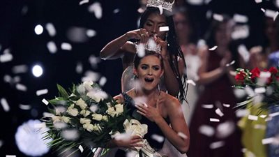 كميل شيرير تتوج بلقب ملكة جمال الولايات المتحدة 2019 | فيديو وصور