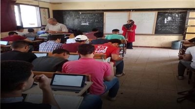  هل يحرم الطالب من دخول الامتحانات في حالة إتلاف التابلت؟.. الحكومة تجيب 