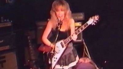 مغنية بريطانية سابقة تكشف عن مستقبلها في «داعش»