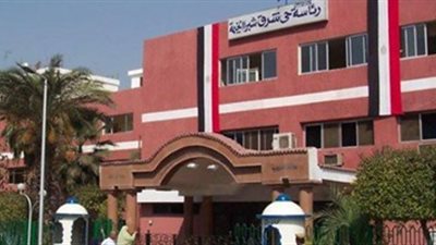 رئيس حي شبرا الخيمة يتصدى لهدم ناد للشباب