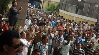 العقوبات في انتظار رجال الشرطة المعتصمين.. «نور الدين»: الجماعة الإرهابية تحرض الأفراد على الإضراب.. «عبد الحميد»: القانون لا يسمح بتظاهر رجال الشرطة.. «صادق»: الإحالة لل