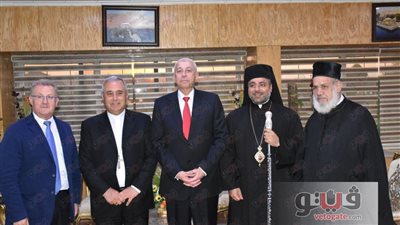 بالصور.. تفاصيل لقاء محافظ أسوان مع سفير الفاتيكان