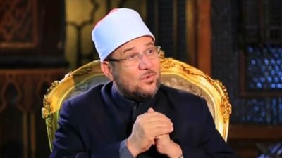 وزير الأوقاف: نتمنى ألا يطيل الله في أعمارنا (فيديو)