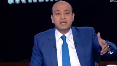 عمرو أديب ليوسف الشريف: جالي إحساس إنك إخوان