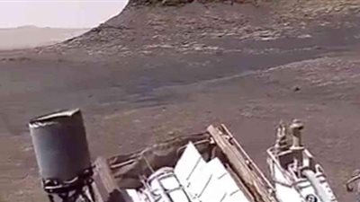 بناء أقوى صاروخ فضائي في العالم لنقل البشر والحمولات للقمر | فيديو