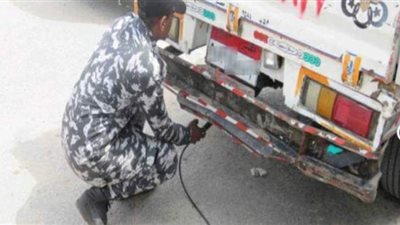 حملة على الطرق لكشف نسبة تلوث السيارات