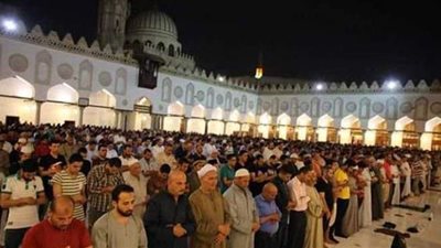 مصير فتح المساجد وصلاة التراويح بعد دخول الموجة الثالثة من كورونا