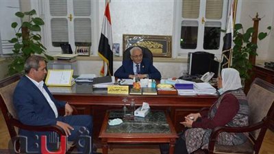 التعليم تستقبل مديرة المدرسة المعتدى عليها من ولي أمر