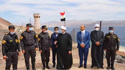 وزير الأوقاف: ذكرى رفع العلم على طابا من أيام العزة للشعب المصري