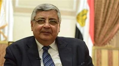 مستشار الرئيس للصحة: أطباء مصر قدموا عطاء بلا حدود.. ونجحوا في الحد من إصابات كورونا