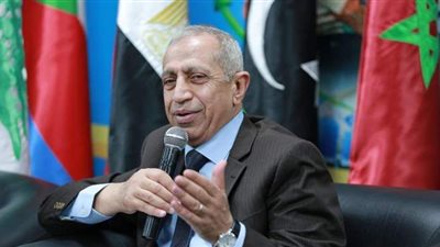 الأكاديمية العربية تطلق مبادرة  لسداد الرسوم الدراسية للطلاب الأيتام