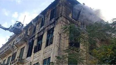 القبض على المتهمين بإشعال النيران داخل مول تجاري بالعتبة | فيديو