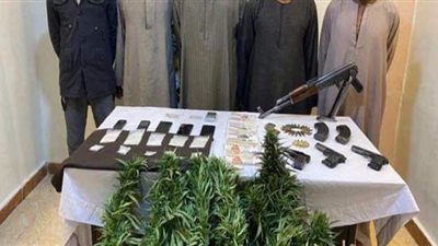 بعد تبادل النيران.. سقوط تشكيل عصابي يدير بؤرة إجرامية للمخدرات بسوهاج