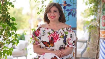 كنت عيلة ومش عارفة بعمل إيه.. إلهام شاهين تكشف عن فيلم تتمنى شطبه من تاريخها