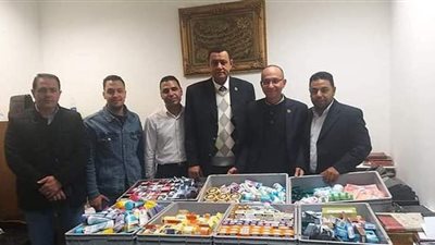 ضبط مستحضرات تجميل بـ ١٨٠ ألف جنيه بمطار برج العرب