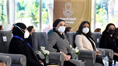 في يوم المرأة المصرية.. قرينة الرئيس: سعدت بحضوري وبما رأيته من نماذج ملهمة.. المرأة منبع القوة والتضحية.. وهي دائما أيقونة النجاح