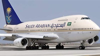 عودة طائرة الخطوط السعودية من ممر الإقلاع لعطل فني