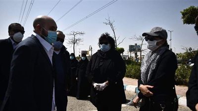 إيناس عبد الدايم تتلقى عزاء وزير الثقافة الأسبق | فيديو وصور