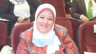 الدكتورة يسرية السيد تحصل على أول درجة أستاذية بقسم تمريض الأطفال بجامعة سوهاج