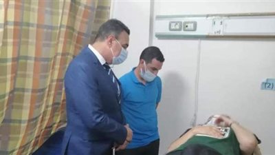 إصابة ٨ أشخاص في حادث انقلاب سيارتين بوادي الحيتان بالفيوم