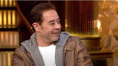 مدحت صالح عن غنائه في الملاهي الليلية: أحلى حاجة النقطة | فيديو