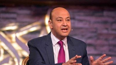 عمرو أديب لعميد هندسة المنوفية: ليه التحفيل على الزمالك ونصرة الأهلي