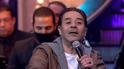 مدحت صالح يشعل إستوديو أبلة فاهيتا بأغنية بوس الواوا ليك الواوا | فيديو