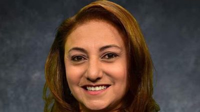 وزيرة الهجرة تهنئ أول مصرية تترشح لمنصب عمدة إحدى ضواحي شيكاغو بأمريكا