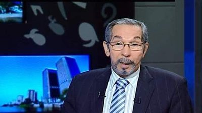 استنزاف جيوب الغلابة .. خبراء اقتصاد يحاكمون سياسات الحكومة.. والضرائب والرسوم التي لا تنتهي وتعيد زمن الجباية